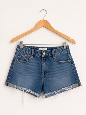 Dynamite Ella High Rise Denim Shorts | Raw Hem | Size 25